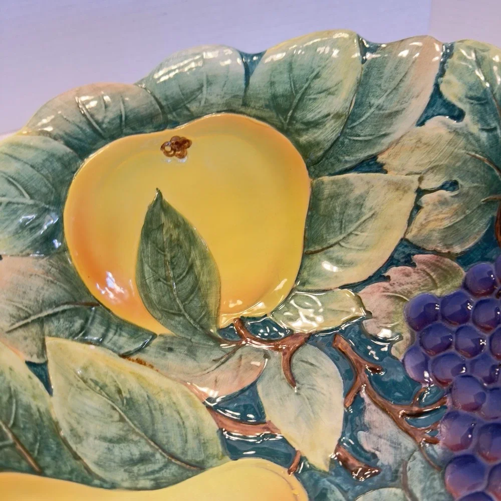 Majolica Italy Fruit 3D hand painted large serving bowl Grape Apple Pear Vtg 11